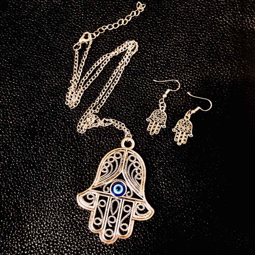 NEW Intricate Hamsa Necklace and Earring Set